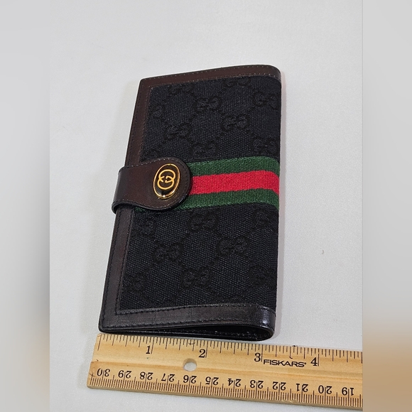 Vintage Gucci checkbook wallet - Picture 4 of 8